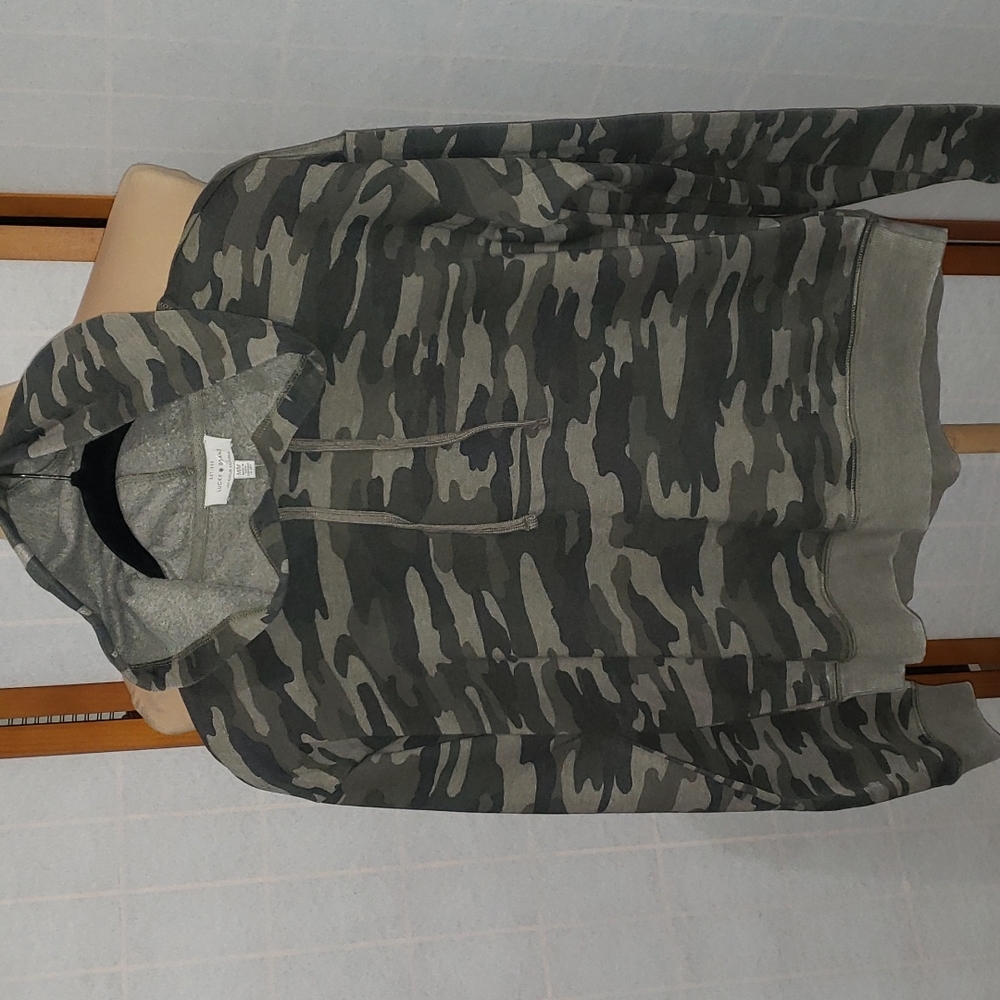 NWT Lucky Brand Hoodie Camo Sweatshirt
